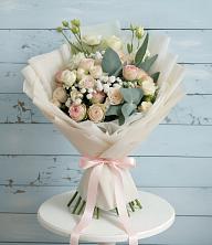 Букет цветов из:  Розы и Лизиантусы в Старо-Щедринской