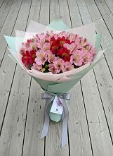Букет цветов из:  Альстромерии в Старо-Щедринской