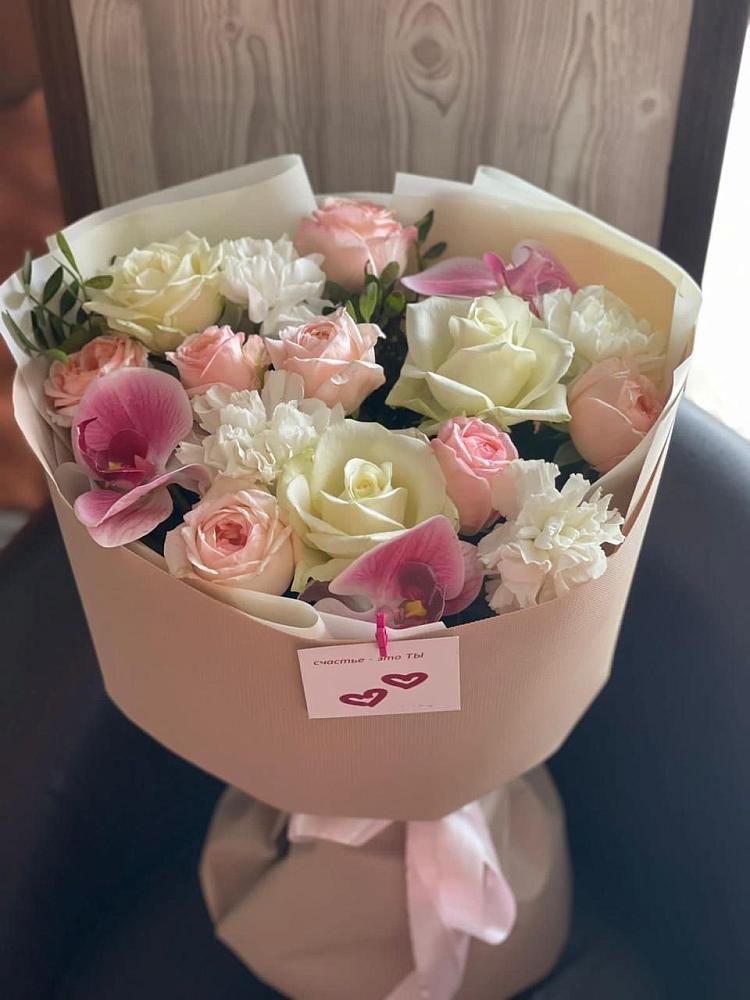 Букет цветов из: Орхидеи, Розы и Гвоздики в Старо-Щедринской