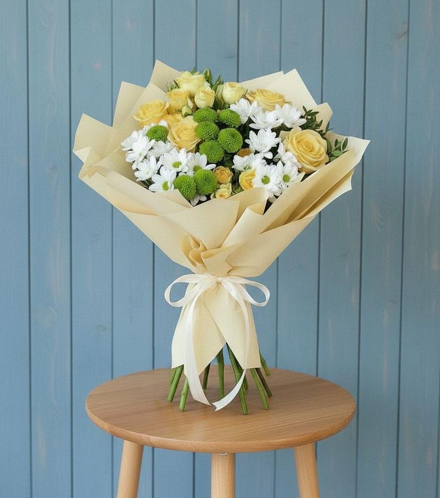 Букет цветов из: Хризантемы и Розы в Старо-Щедринской