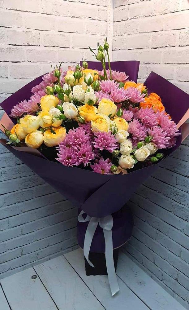 Букет цветов из: Хризантемы и Розы в Старо-Щедринской