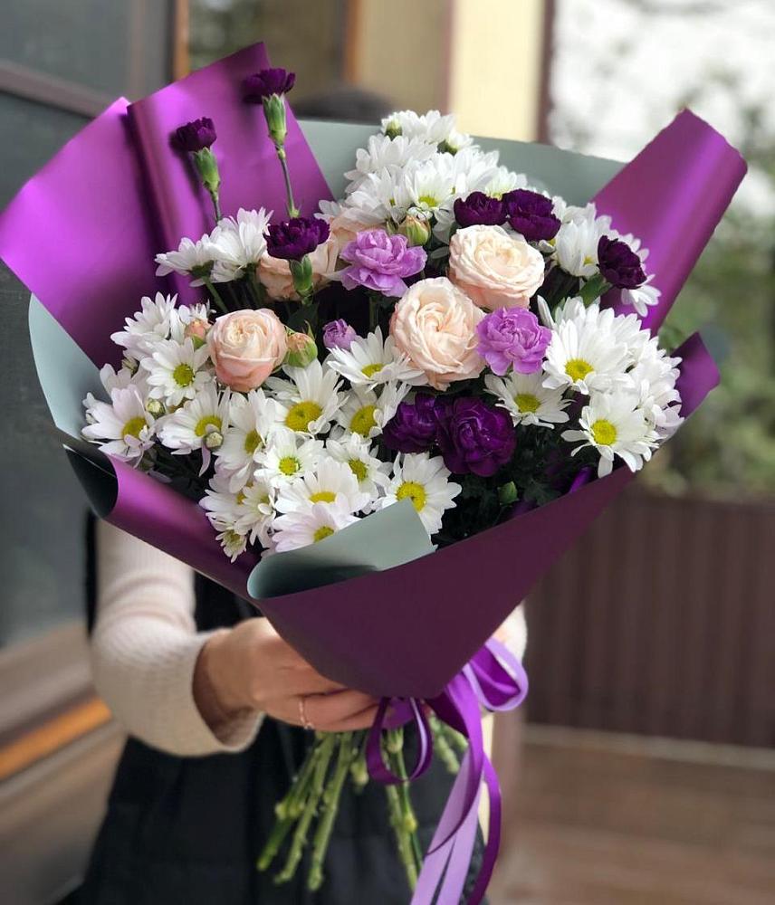 Букет цветов из: Хризантемы, Гвоздики и Розы в Старо-Щедринской