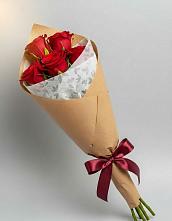 Букет цветов из:  Розы в Старо-Щедринской