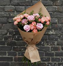 Букет цветов из:  Розы в Старо-Щедринской