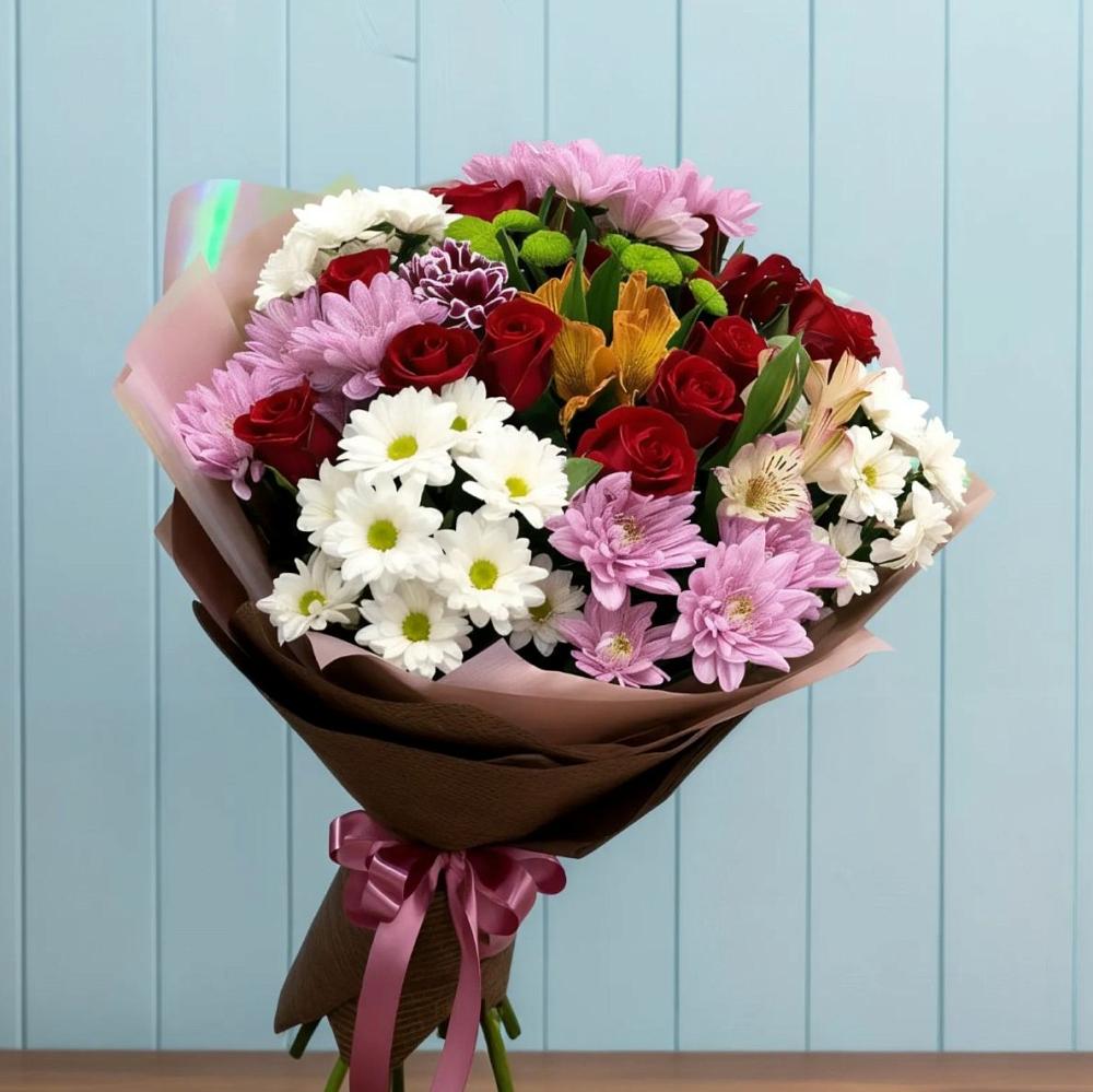 Букет цветов из: Розы, Хризантемы и Альстромерии в Старо-Щедринской