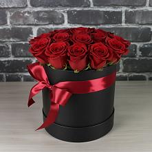 Цветочная композиция из Розы в шляпной коробке #REPLACE_PRED# Старо-Щедринской