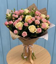 Букет цветов из:  Розы в Старо-Щедринской