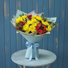 Букет цветов из:  Альстромерии и Хризантемы в Старо-Щедринской