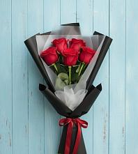 Букет цветов из:  Розы в Старо-Щедринской