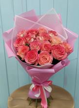 Букет 15 Розовых роз Равель в Старо-Щедринской