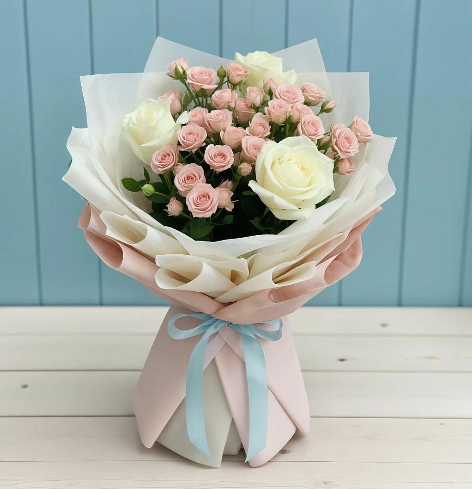 Букет цветов из: Розы в Старо-Щедринской