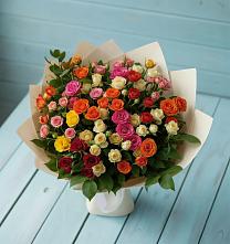 Букет Микс из разноцветных кустовых роз в Старо-Щедринской